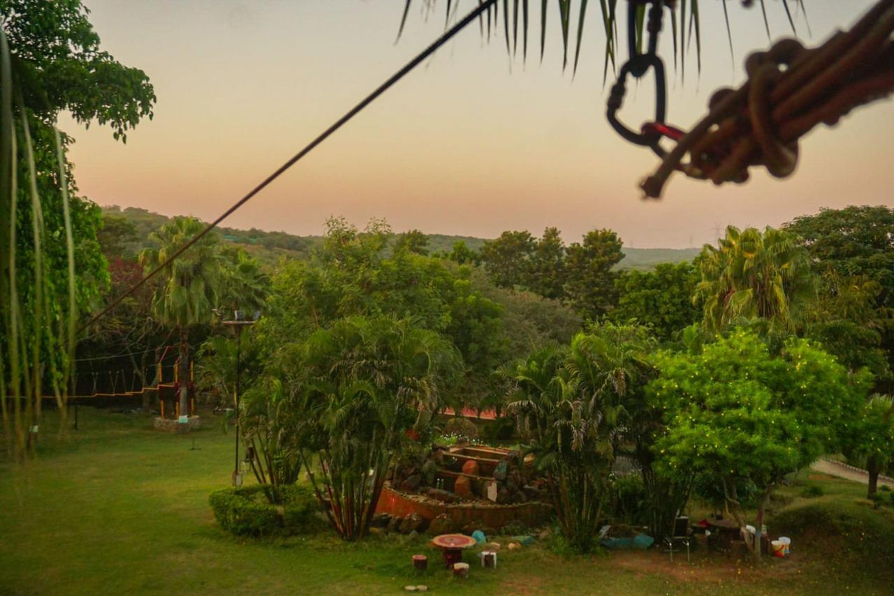 R & R Properties & Construction team working on a construction project in Gurgaon